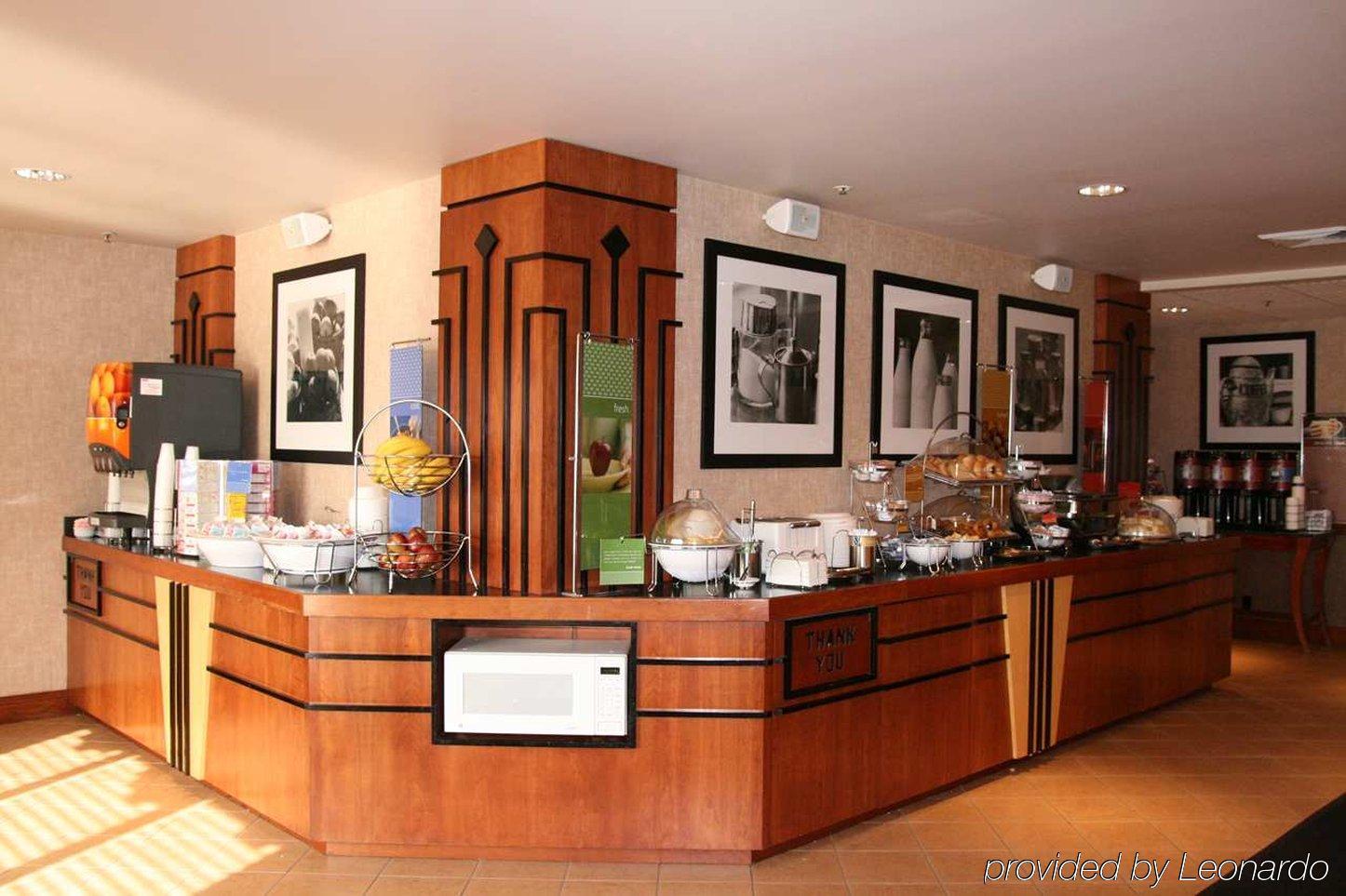 Hampton Inn Columbus/Taylorsville Edinburgh Restaurante foto